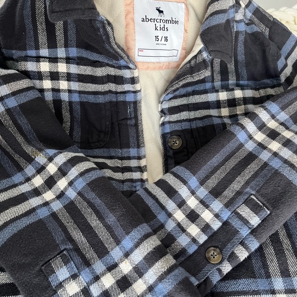 Abercrombie Kids Quilted Flannel Shacket - Picture 3 of 4